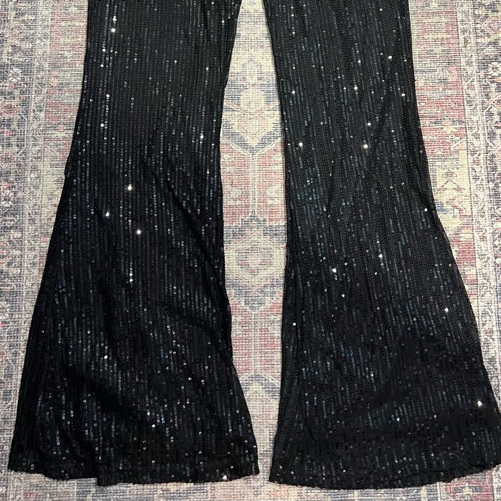 Western sequin bell bottom pants honkey Tonkin dance floor, Rodeo or Nashville